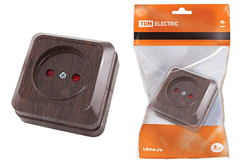 Розетка 2П открытой установки с з/ш IP20 10А, бук"Ладога" TDM